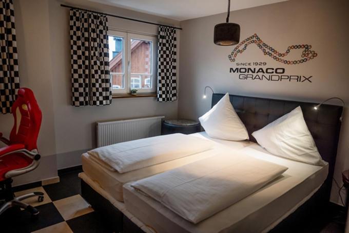 Motorworld Inn Warthausen Exterior photo